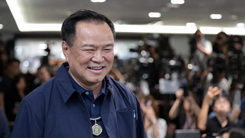 Primeiro-ministro tailandês afirma que novo governo completará mandato integral