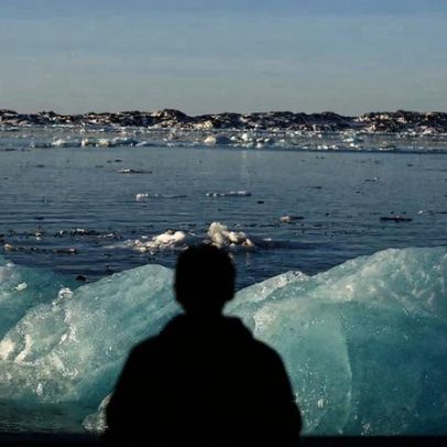 Temperatura na Groenlândia atinge recorde; economia se volta a minerais