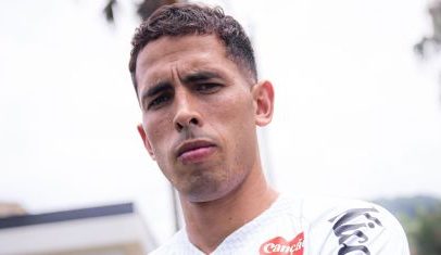 Santos anuncia contratação do volante uruguaio Christian Oliva por três temporadas