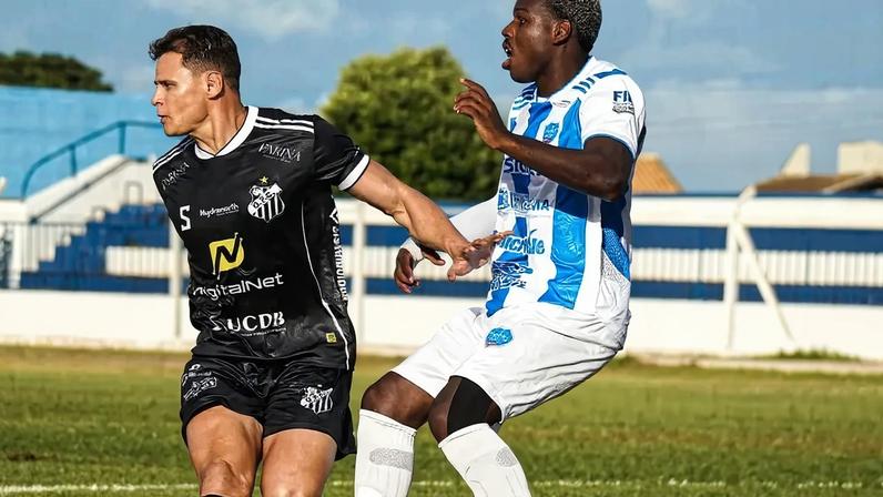 A partida entre Operário e Ivinhema, válida pelo campeonato Sul-Mato-Grossense (Foto: Reprodução Instagram/@operariofc_ms)