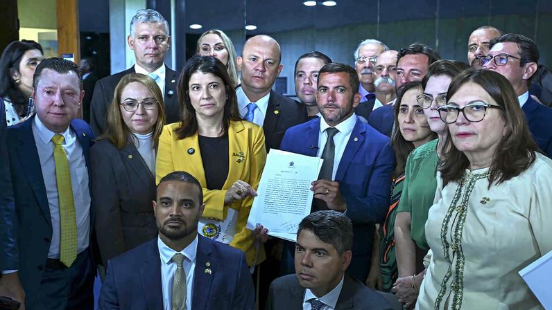 Oposição investiga escândalo do Banco Master