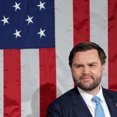Vance afirma que Trump ainda prefere solução diplomática com o Irã
