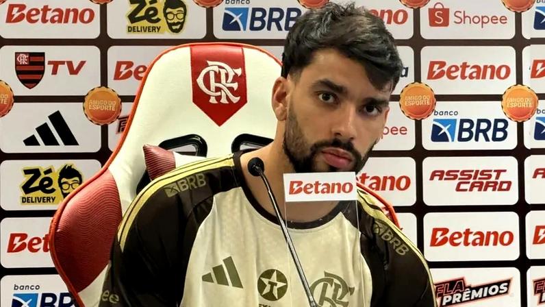 Paquetá na coletiva de apresentação no Flamengo (Foto: Pedro Werneck/Lance!)