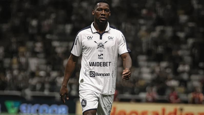 Patrick de Paula é emprestado pelo Botafogo e estreia pelo Remo