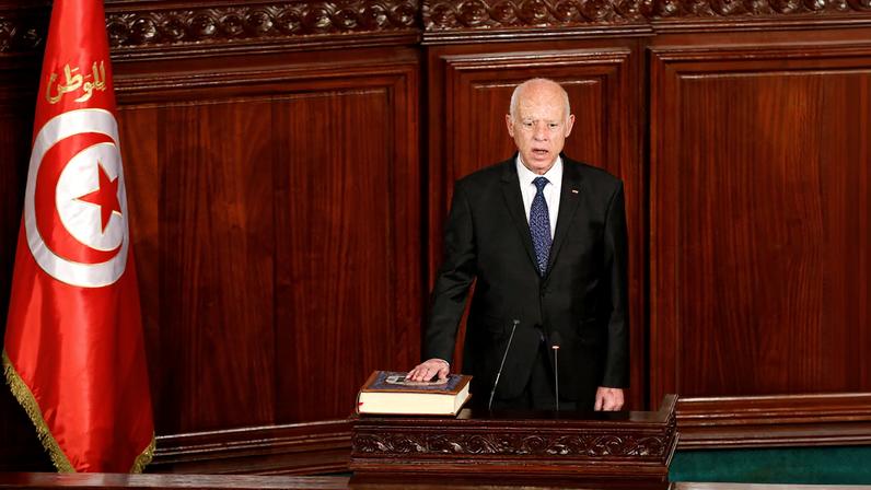 Tunísia prende parlamentar por oito meses por debochar do presidente