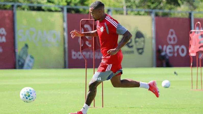 Internacional escala time alternativo para quartas do Gauchão