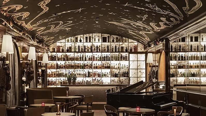 Rabo di Galo, dentro do Rosewood São Paulo, recebe por curta temporada o bar Exímia