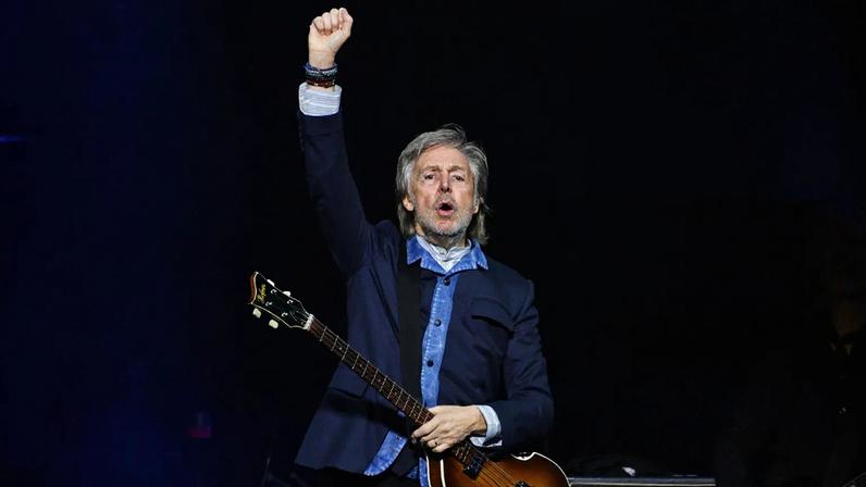 Paul McCartney e Wings lançam mix raro de Arrow Through Me e Live and Let Die