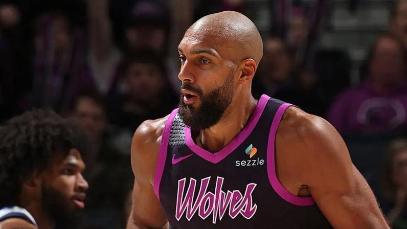 Rudy Gobert é suspenso pela NBA