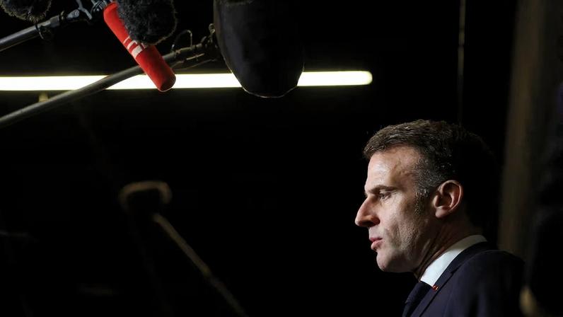 Macron diz que decisão sobre tarifas mostra importância de freios ao poder