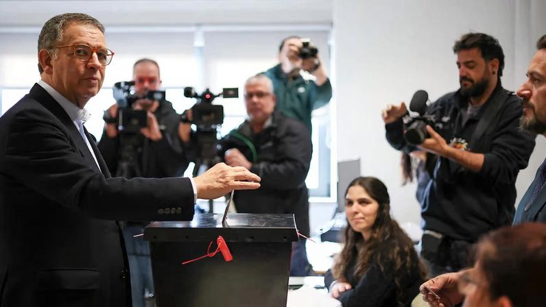 Socialista vence candidato de direita radical no 2º turno em Portugal, pesquisas