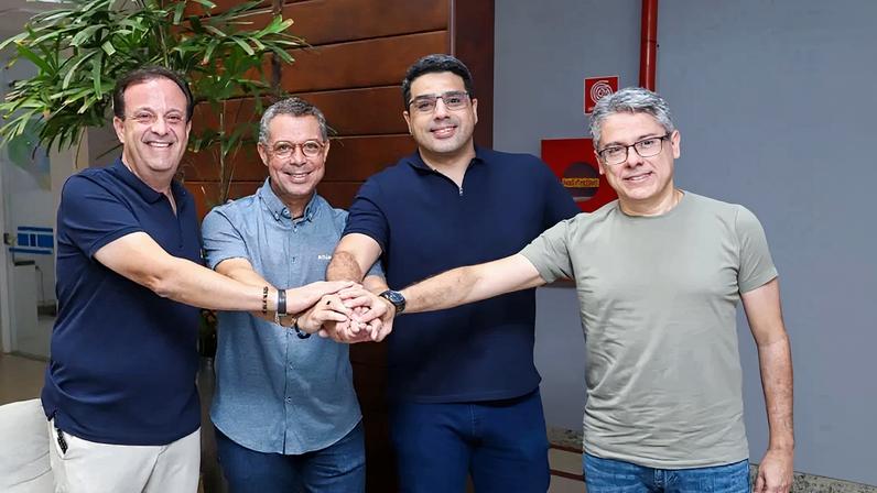 O ex-deputado André Moura, o governador Fabio Mitidieri, o deputado Jefferson Andrade e o senador Alessandro Vieira, em encontro que anunciou aliança nas eleições de 2026 - Foto: Reprodução/Instagram