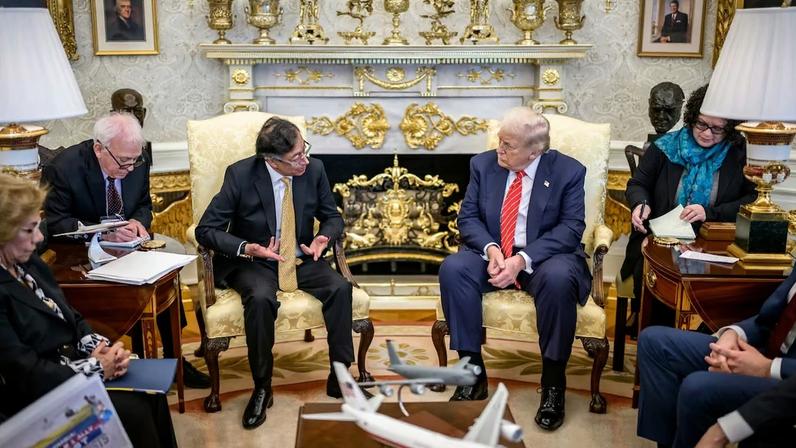 Trump e Petro encerram reunião na Casa Branca para reparar relação bilateral
