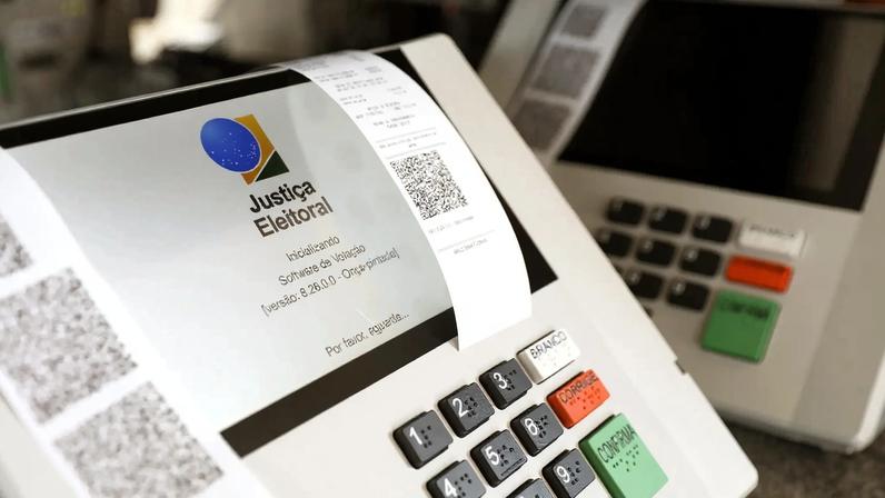 Procuradoria cobra regras mais rígidas de IA para eleições no TSE