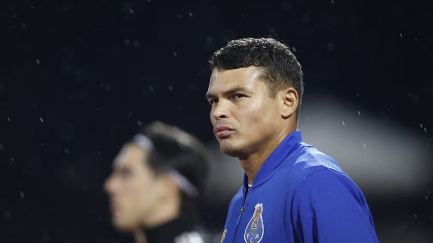 Reações europeias à atuação de Thiago Silva pelo Porto: 'Nunca deveria'