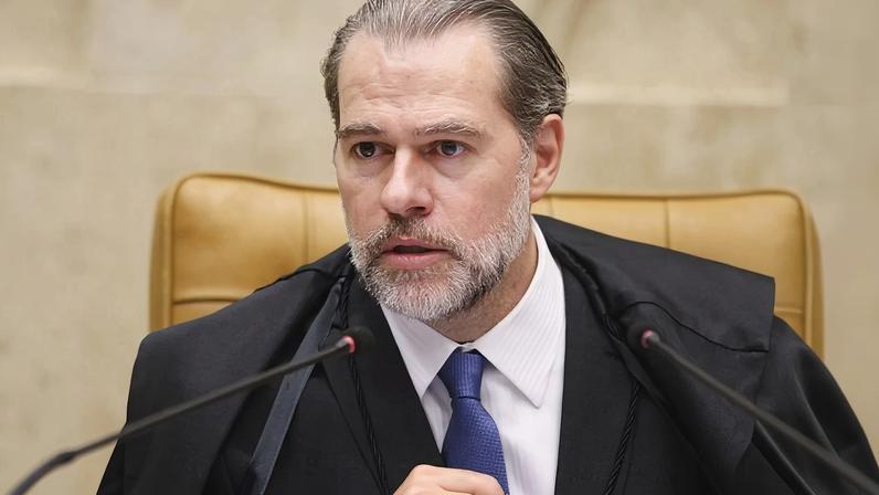 PF pede suspeição de Toffoli no caso Master após citações no celular de Vorcaro