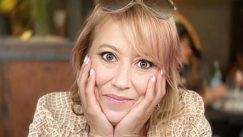 Tracy Zamot, publicitária veterana da Atlantic e Virgin, morre aos 55