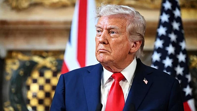 Trump proclama "era de ouro" em discurso sobre estado da União