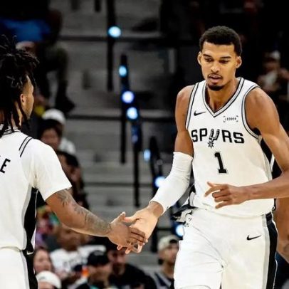 Spurs fecham contrato com jogador veterano