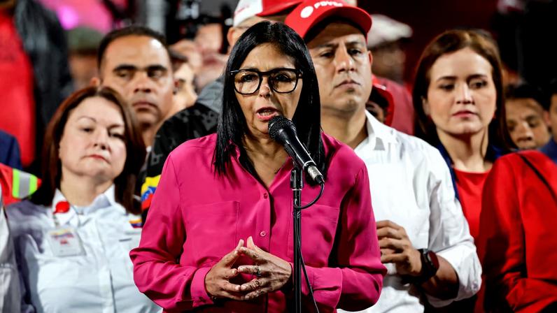 Venezuela's interim President Delcy Rodriguez delivers remarks during a protest held by Venezuelan oil workers in support of reforming the country's main oil law and the release of ousted president Nicolas Maduro and his wife, Cilia Flores, at Miraflores Palace, in Caracas, Venezuela, January 29, 2026. REUTERS/Gaby Oraa