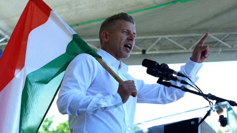 Oposição húngara Tisza propõe imposto sobre riqueza e adoção do euro