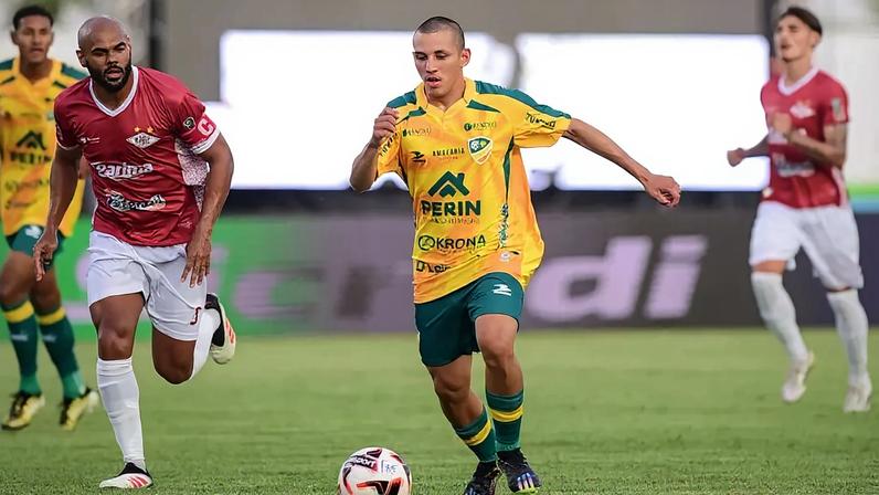 Germano em ação pelo Monte Roraima (Foto: Divulgação)