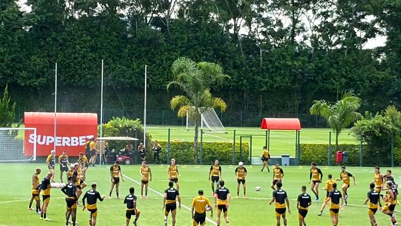 São Paulo abriu treino para a imprensa no CT (Foto: Izabella Giannola/ Lance!)