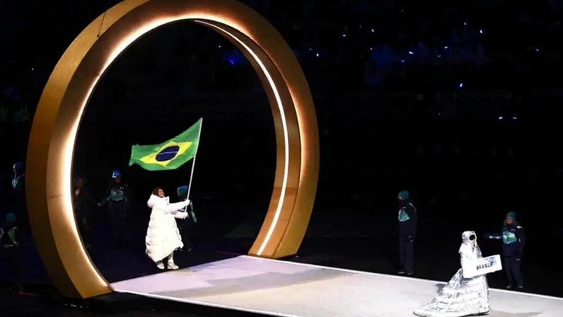Lucas Pinheiro encara pressão pela primeira medalha do Brasil como privilégio