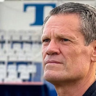 Técnico da URT destaca campanha segura e duelo estratégico contra o Cruzeiro