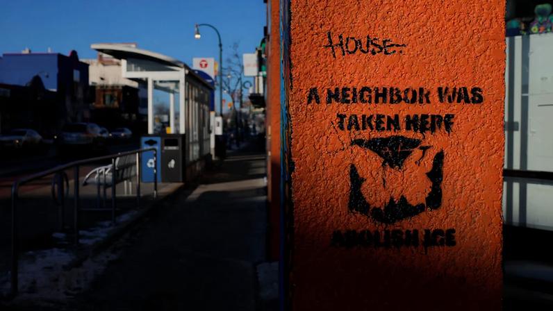 Justiça dos EUA impede que governo Trump intimide refugiados de Minnesota com prisões