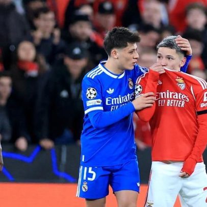 Proibição de cobrir a boca durante discussões no campo pode valer para jogadores