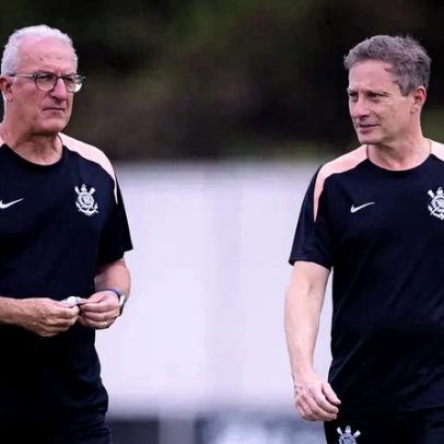 Corinthians retoma treinos após derrota no dérbi com Carrillo no DM