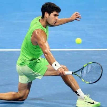 Alcaraz elimina Rublev e conquista o título em Doha