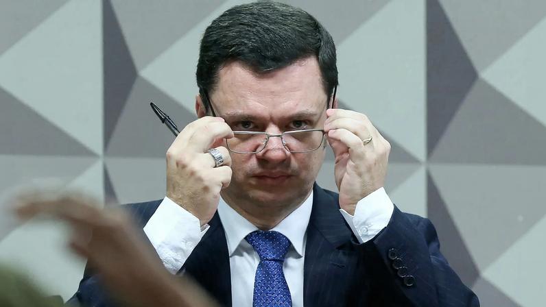 Moraes cobra explicações da PM sobre visitas fora do horário a Anderson Torres