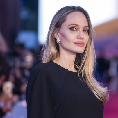 Angelina Jolie pretende deixar os EUA em julho, afirma não reconhecer seu país