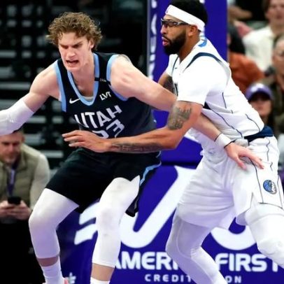 Mavericks trocam Anthony Davis um ano após troca histórica envolvendo Doncic