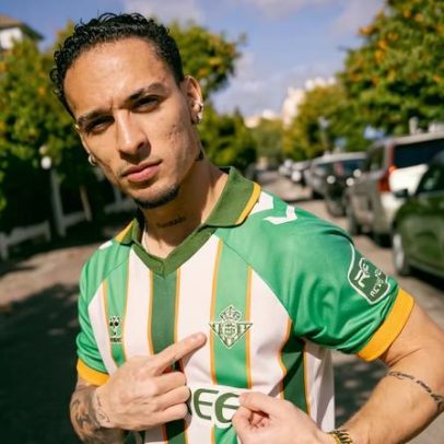 Clube espanhol lança camisa retrô feita de laranjas