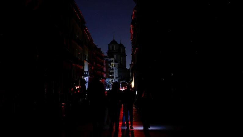 Blecaute no Paraguai deixa Assunção e boa parte do país sem energia