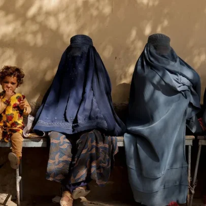 Talibã legaliza escravidão e intensifica repressão a mulheres