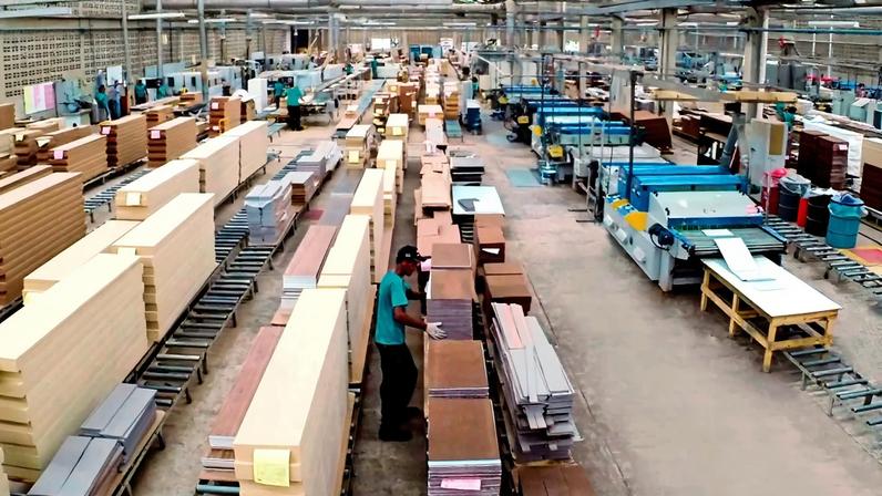 Juros pressiona recuperação da indústria do ES em 2026