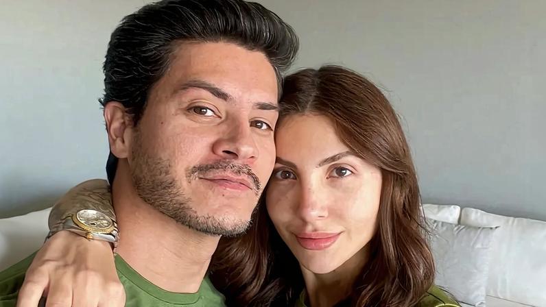 Arthur Aguiar e Jheny Santucci falam de casamento e da exposição da relação