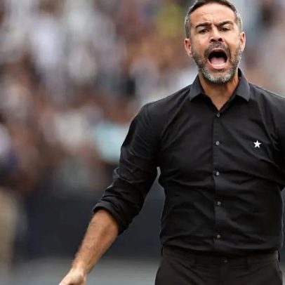 Vasco mira Artur Jorge e entra em contato com a equipe do treinador