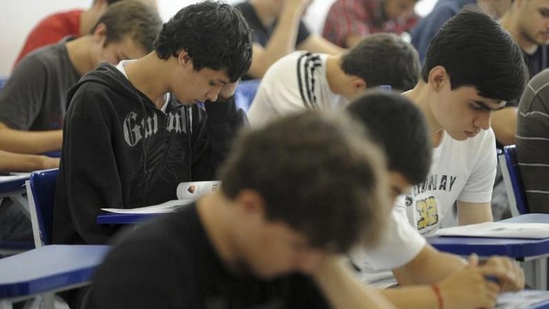 MEC lança série de webinários sobre Escola que Protege