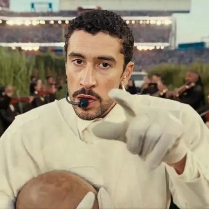 Bad Bunny faz história com revolução latina no Super Bowl LX