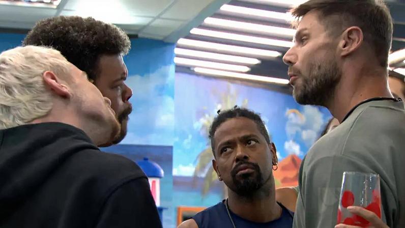 Jonas e Babu durante o BBB 26
