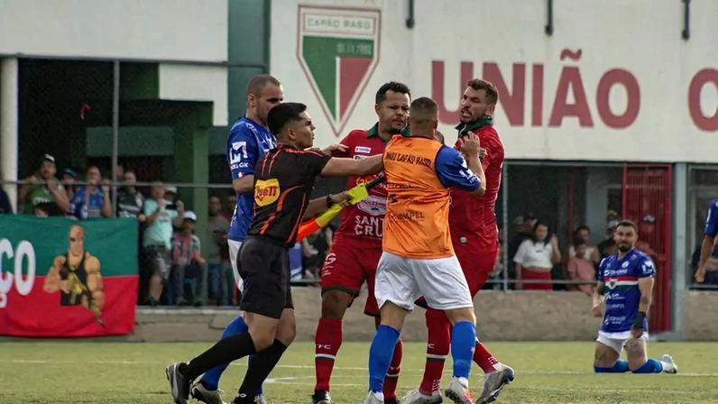 Bill confusão futebol amador Trieste Capão Raso