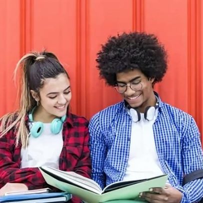 Instituto distribui bolsas com auxílio mensal e apoio psicológico