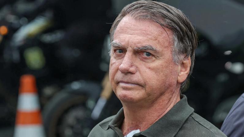 Moraes só decidirá sobre a concessão de prisão domiciliar humanitária para Bolsonaro após analisar o laudo elaborado pela PF. (Foto: Fabio Rodrigues-Pozzebom/Agência Brasil)