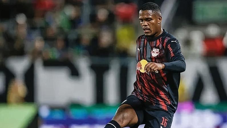 Zagueiro pode ser suspenso por até 10 jogos por fala machista