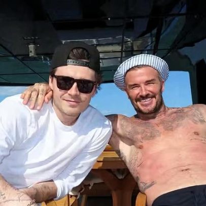 Brooklyn Beckham apaga tatuagem em homenagem ao pai David Beckham